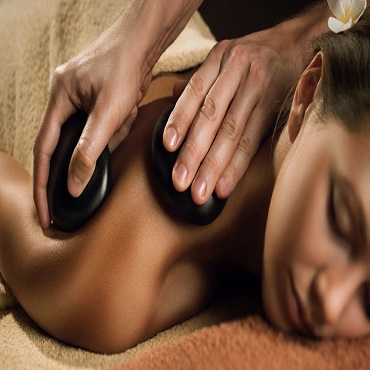 hot-stone-massage-in-Dubai